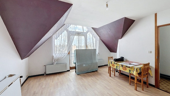 Avenue du Pont Rouge - 21 - 5-2 - 7000