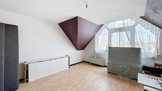 Avenue du Pont Rouge - 21 - 5-2 - 7000