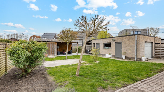 Ooststraat - 32 - - 9961