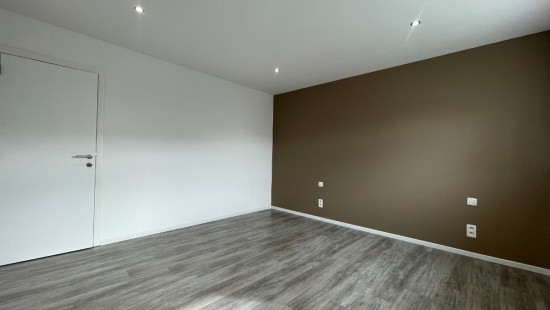 Ter Wallestraat - 28 - - 8930