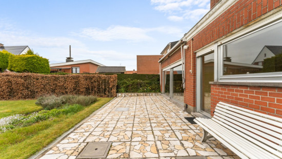 Oostrozebeeksestraat - 41 - - 8710