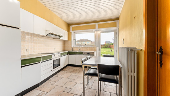 Oostrozebeeksestraat - 41 - - 8710