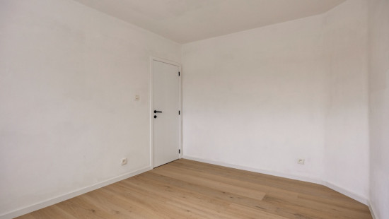 Loze Bareel - 37 - - 2560