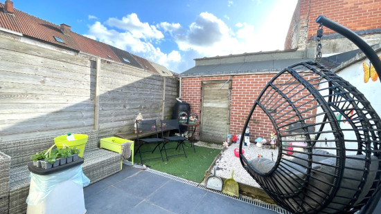 Ontvoogdingsstraat - 44 - - 8930