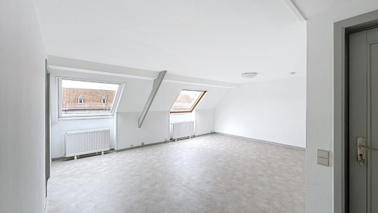 Avenue de l'Enseignement, - 23 - D - 7330