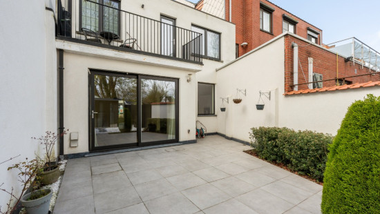 Dries - 13 - Bus 001 - 9170