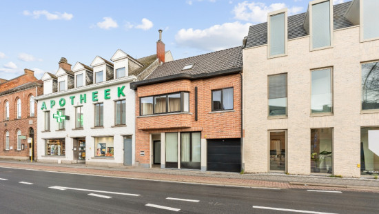 Dries - 13 - Bus 001 - 9170