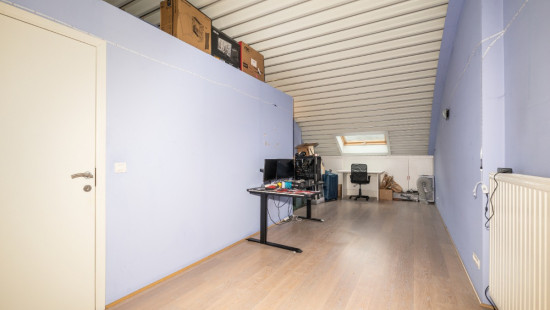 Lessensestraat - 67 - - 9500