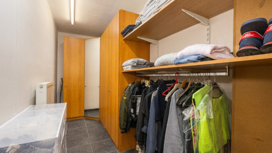 Lessensestraat - 67 - - 9500