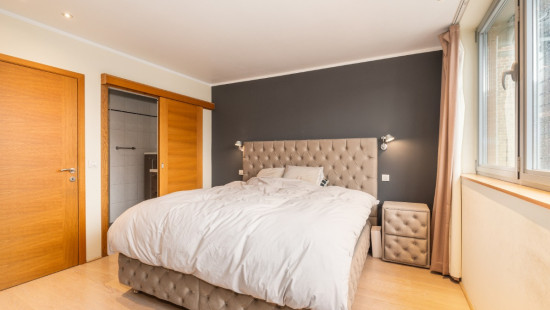 Lessensestraat - 67 - - 9500