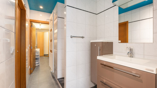 Lessensestraat - 67 - - 9500