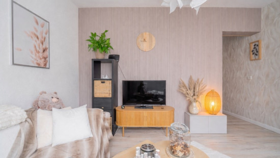 Rue de la Démocratie - 94 - - 4102