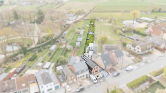 Stationsstraat - 18 - - 9961