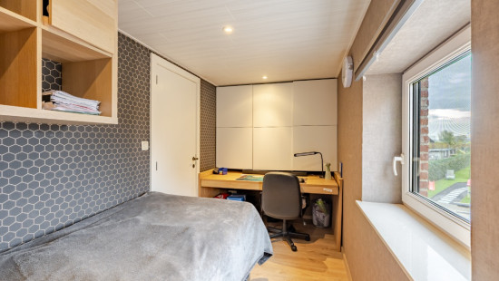 Stationsstraat - 18 - - 9961