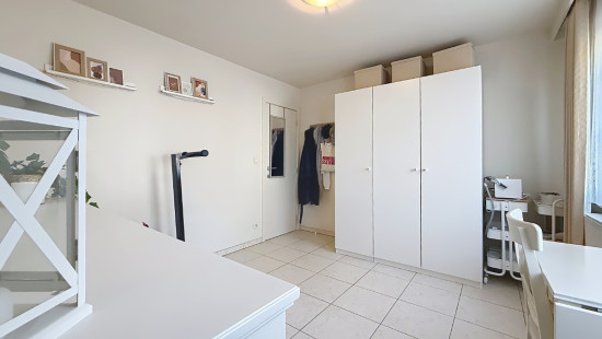 Burkel - 19 - 2 - 3990