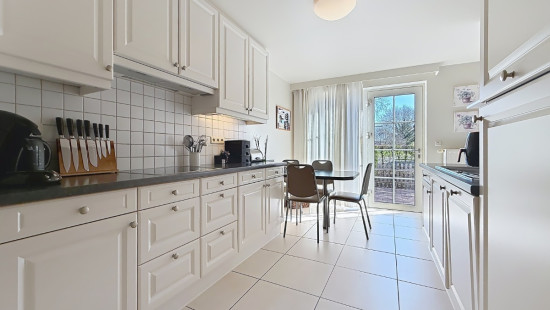 Burkel - 19 - 2 - 3990