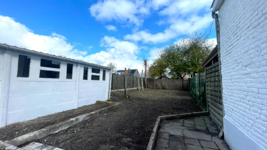 Stationsstraat - 58 - - 8880