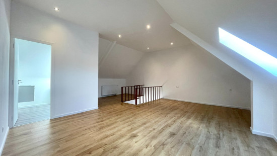 Stationsstraat - 58 - - 8880