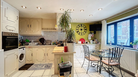 Avenue Reine Astrid - 65 - - 4500