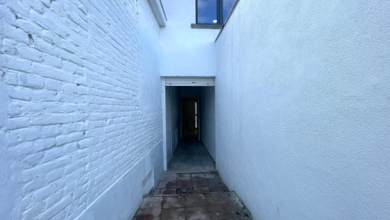 Stationsstraat - 58 - - 8880