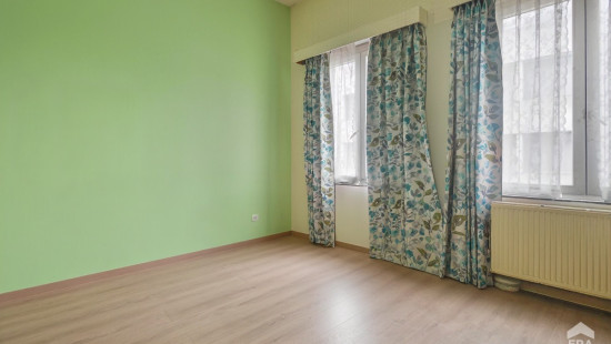 Rue Longue Vie - 34 - - 1050