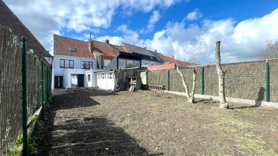 Stationsstraat - 58 - - 8880