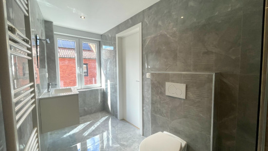 Stationsstraat - 58 - - 8880