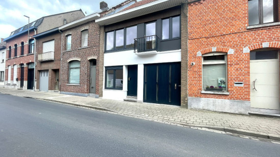 Stationsstraat - 58 - - 8880
