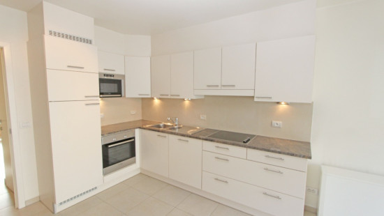 Albert I laan (Sir Anthony) - 251 - - 8620