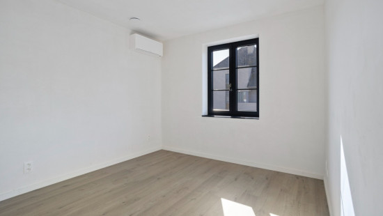 Verbindingsstraat - 30 - - 2830