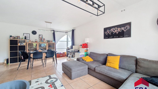 Rue du Levant - 12 - - 5300