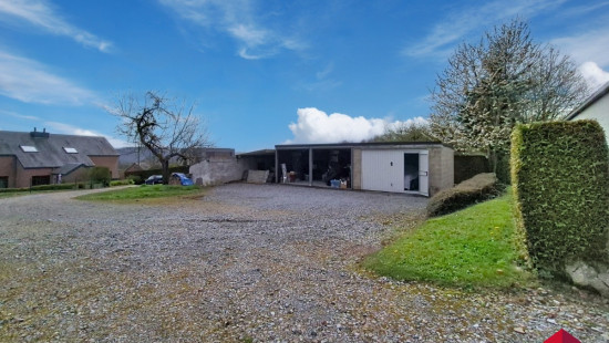 Rue du Levant - 12 - - 5300