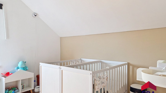 Rue du Levant - 12 - - 5300