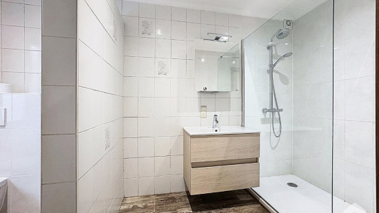 Rue Adolphe Debienne - 21 - - 6210