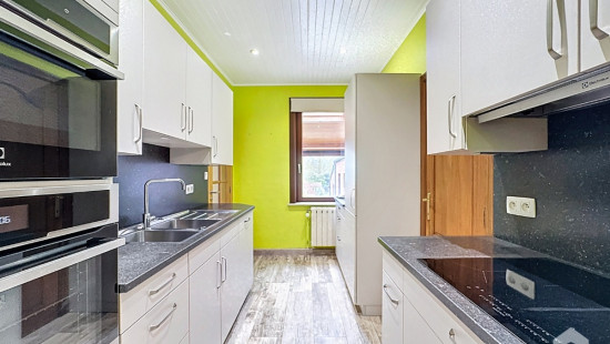 Rue Adolphe Debienne - 21 - - 6210