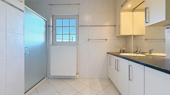 Schutterslaan - 20 - - 3670