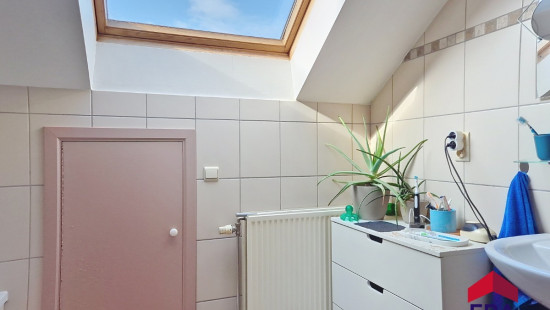 Rue du Levant - 10 - - 5300