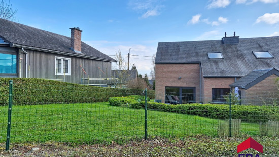 Rue du Levant - 10 - - 5300