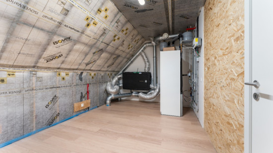 Stationsstraat - 62B - - 8540