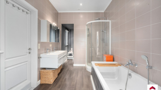 Hendrik de Kosterlaan - 13 - - 1730