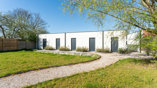 Stationsstraat - 62B - - 8540