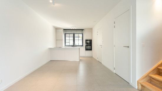 Stationsstraat - 62B - - 8540