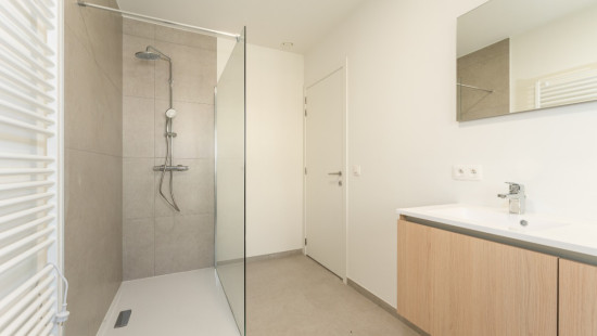 Stationsstraat - 62B - - 8540