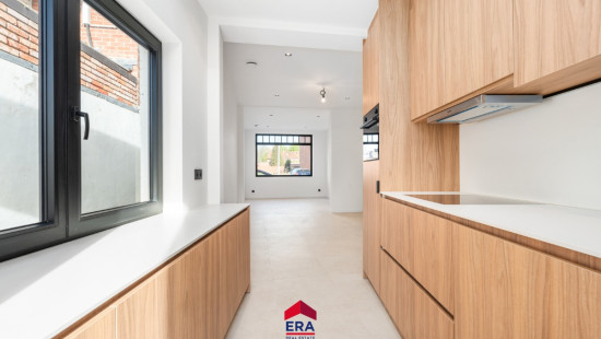 Gasstraat - 33 - - 2400