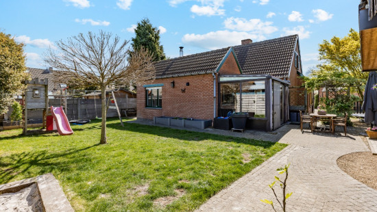 Akkerstraat - 1 - - 9185