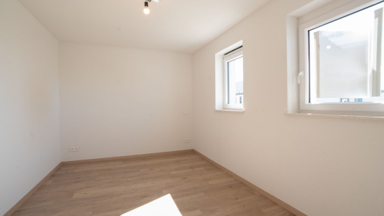 Rue des Scories - 24 - - Lot 48 - 6720