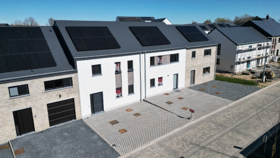 Rue des Scories - 24 - - Lot 48 - 6720