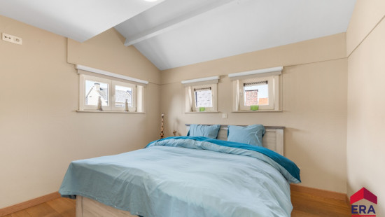 Steenweg - 702 - - 9472