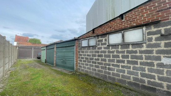 Dynastiestraat - 24+ - GARAGES - 8930