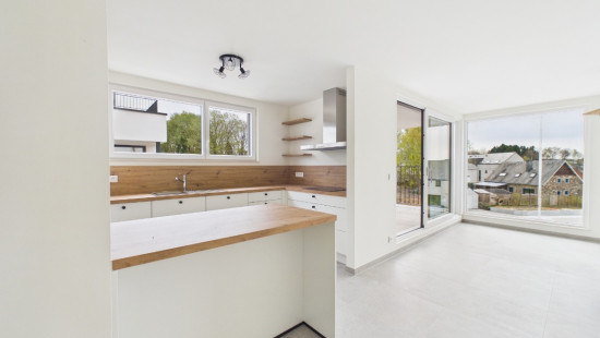 Rue Haynol - 6F - /12 - 6800